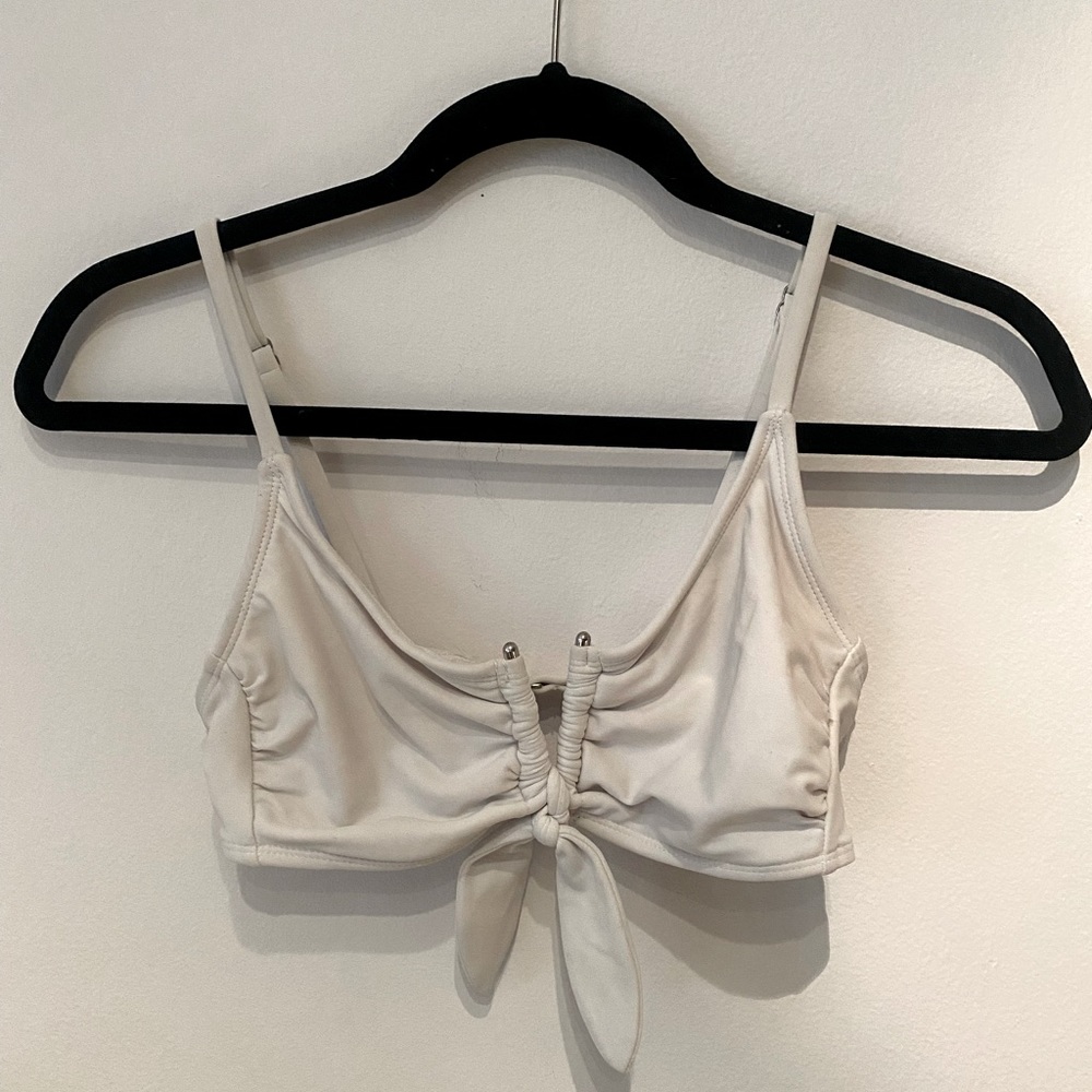 Target Xhilaration - medium - white swim suit/bikini top